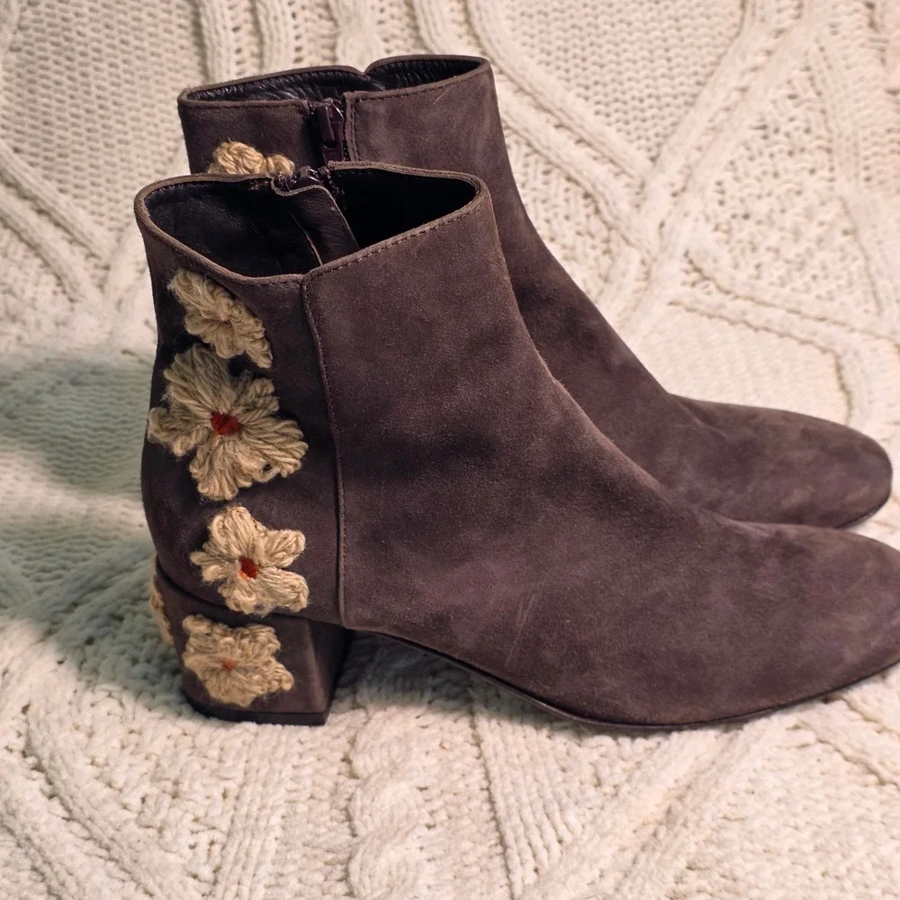 AGL Attilio Giusti Leombruni Suede Floral Ankle‎ Boots Brown Womens 39 Excellent